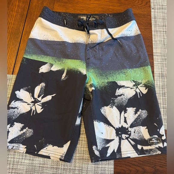 ONeill Boys Hyperfreak Boardshorts size 23, like new! - Picture 1 of 5